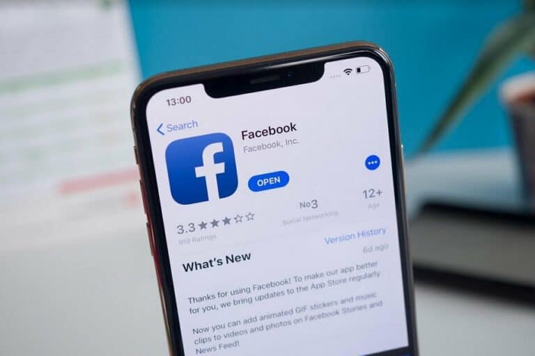 Facebook Dark Mode