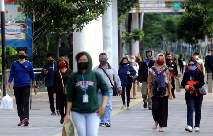 Mobilitas PSBB Apple