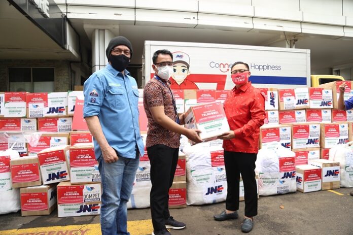 Donasi Karyawan Telkomsel Donasi Karyawan Telkomsel