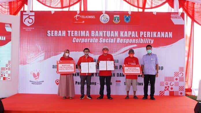Bantuan Kapal Telkomsel Bantuan Kapal Telkomsel