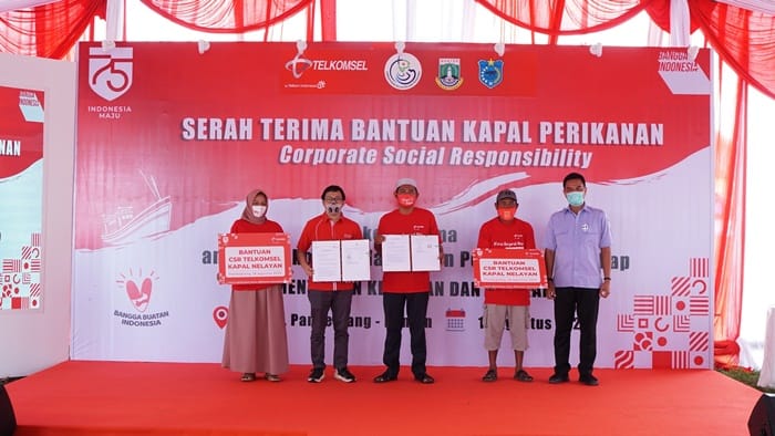 Bantuan Kapal Telkomsel