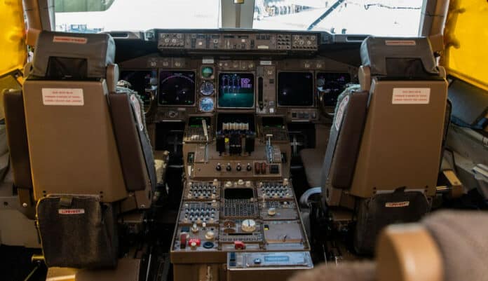 Boeing 747s Cockpit Boeing 747s