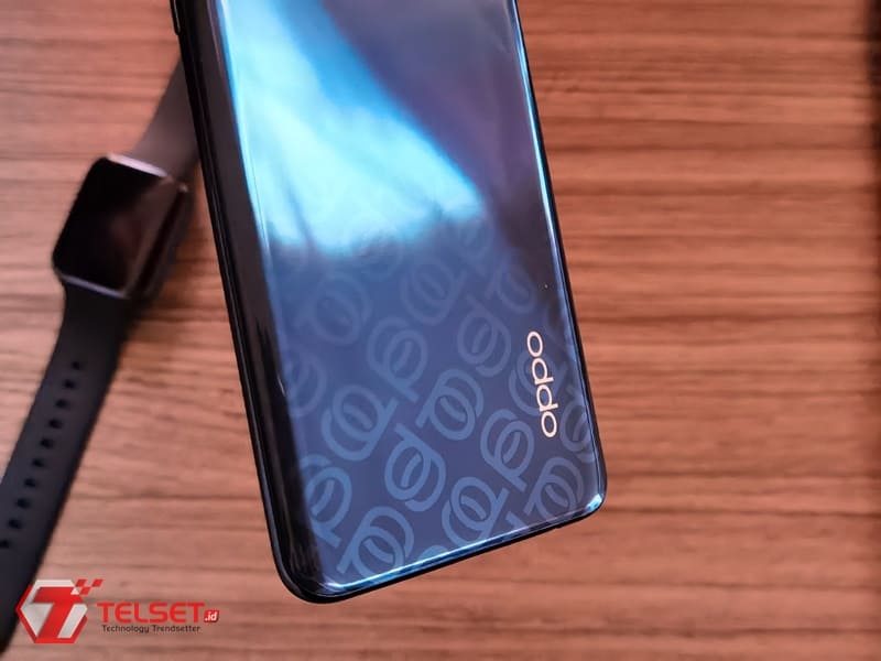 Spesifikasi Oppo Reno4