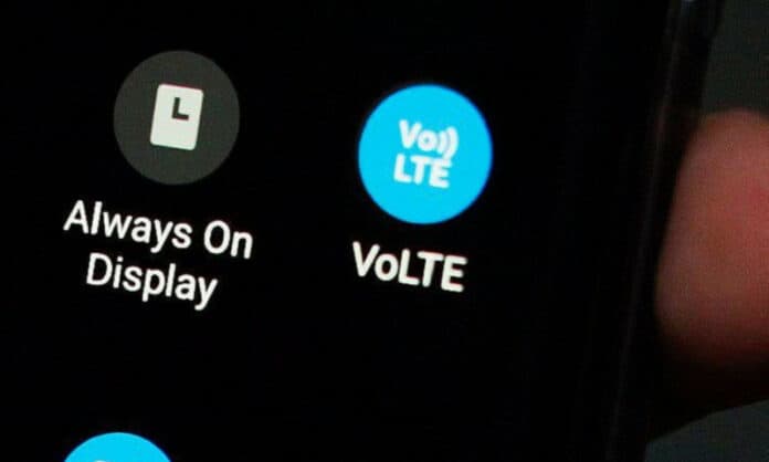 Layanan VoLTE XL