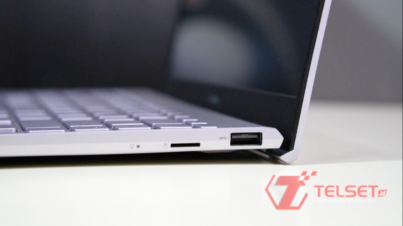 Asus ZenBook 13 UX325