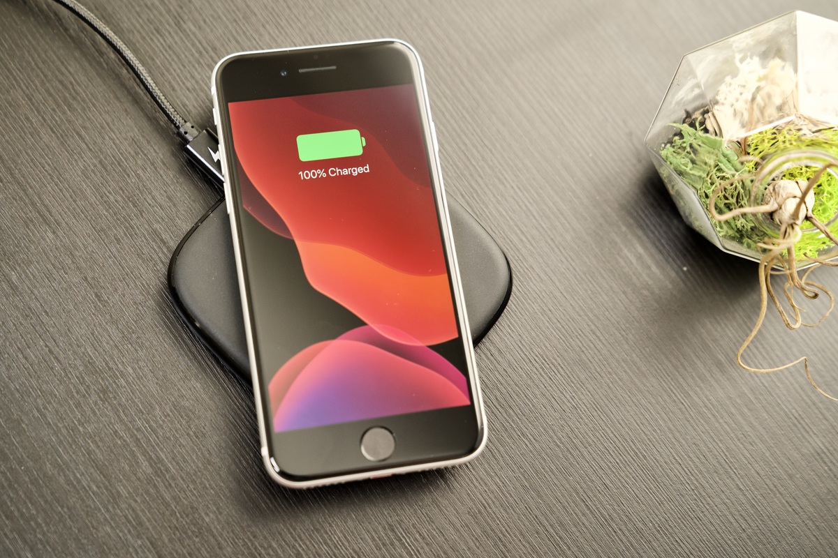 spesifikasi iPhone SE