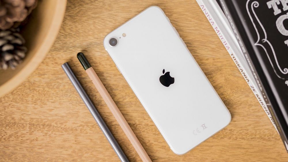 iPhone SE harga