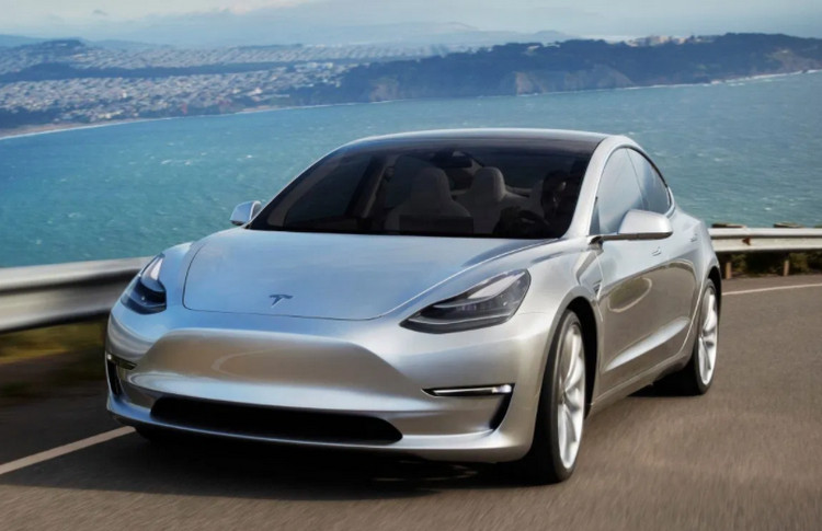 upgrade mobil Tesla