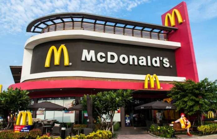 kehilangan paspor ke McDonalds
