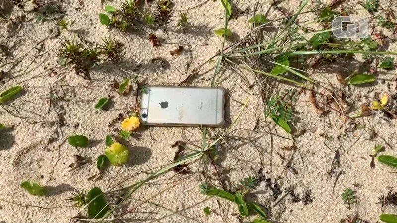 iPhone 6s jatuh Pesawat