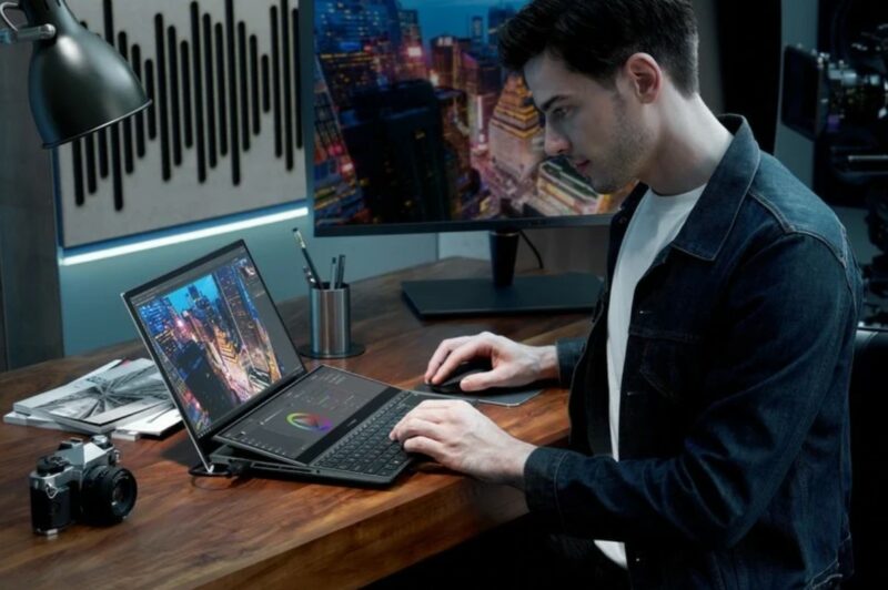 Asus ZenBook Pro Duo 15 OLED