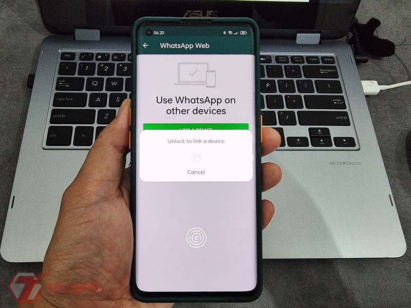 Cara Login WhatsApp Web