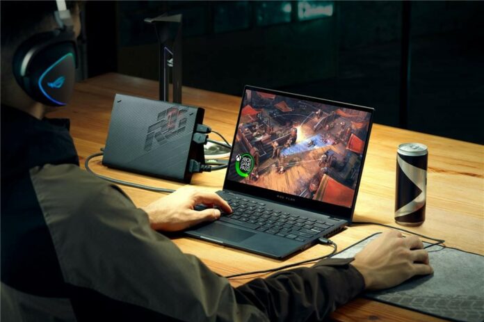 pic1 Asus ROG Strix Scar 17 15