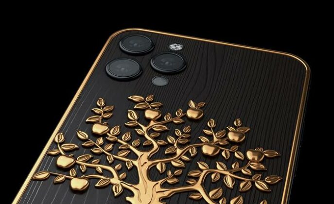 Caviar iPhone Golden Apple