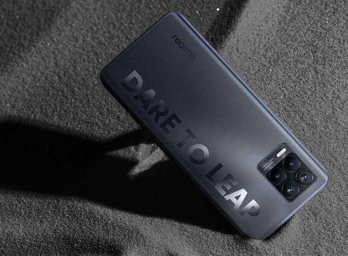 perbandingan realme 8 pro