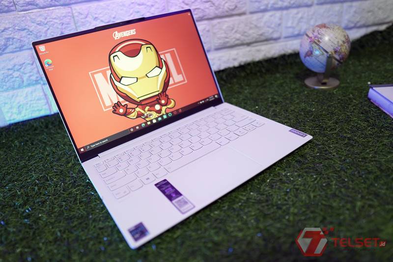 Review Lenovo Yoga Slim 7i Carbon
