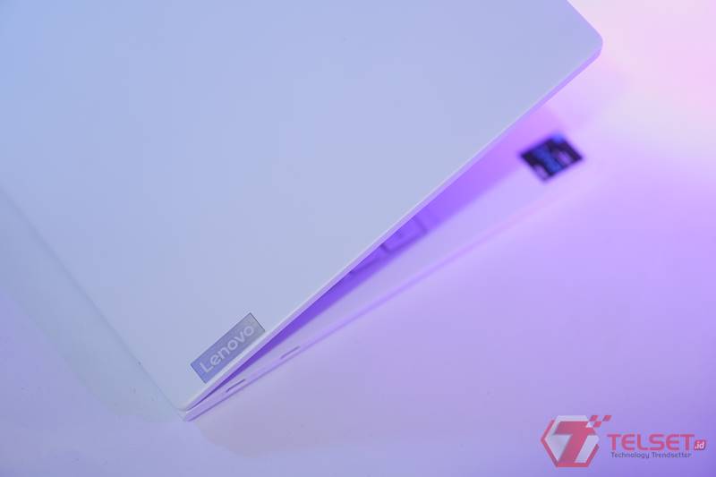Review Lenovo Yoga Slim 7i Carbon