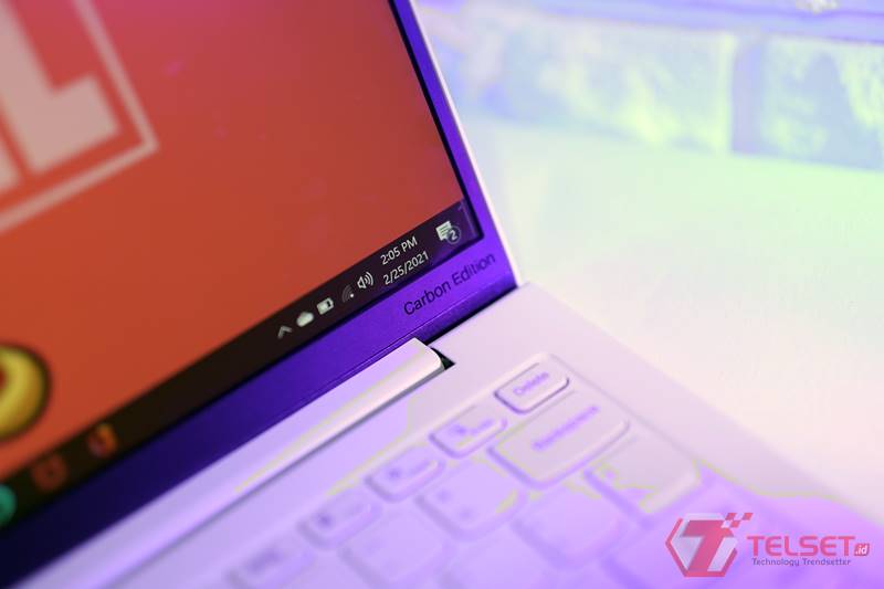 Review Lenovo Yoga Slim 7i Carbon