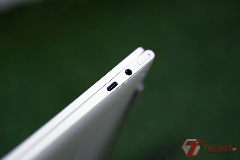 Review Lenovo Yoga Slim 7i Carbon