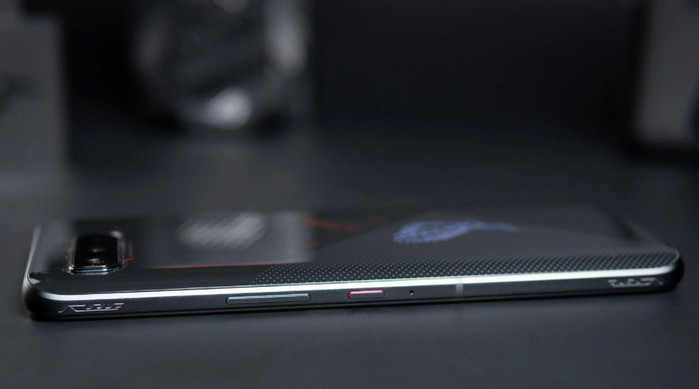 Spesifikasi ROG Phone 5