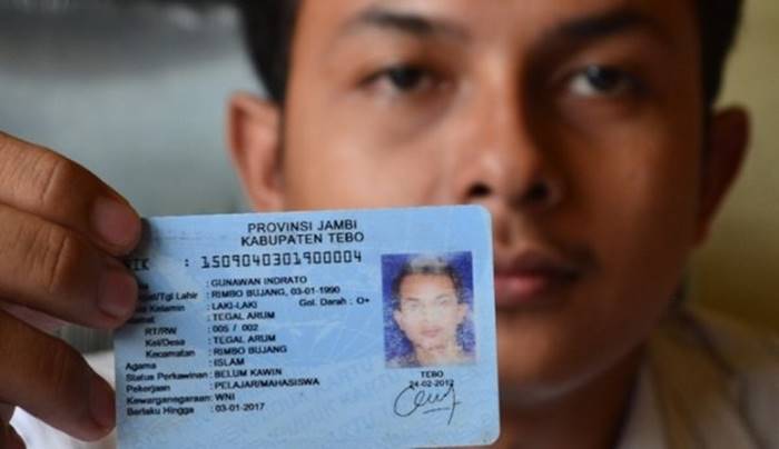 jual beli foto selfie KTP