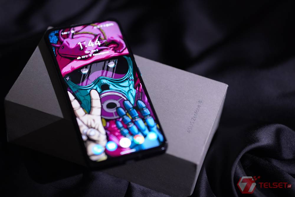 Review Asus Zenfone 8