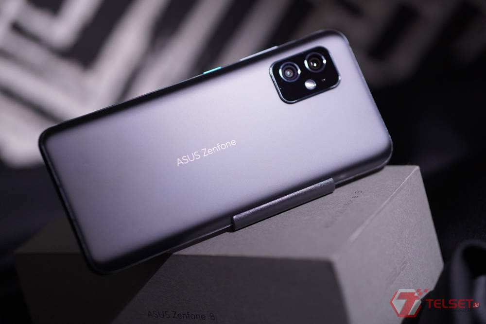 Review Asus Zenfone 8