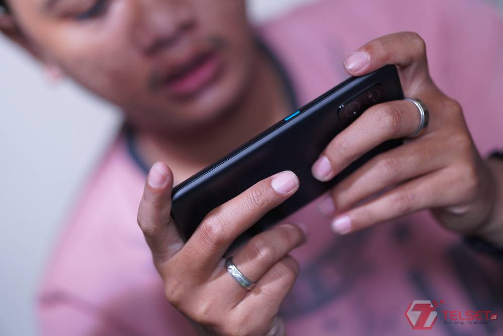 Review Asus Zenfone 8