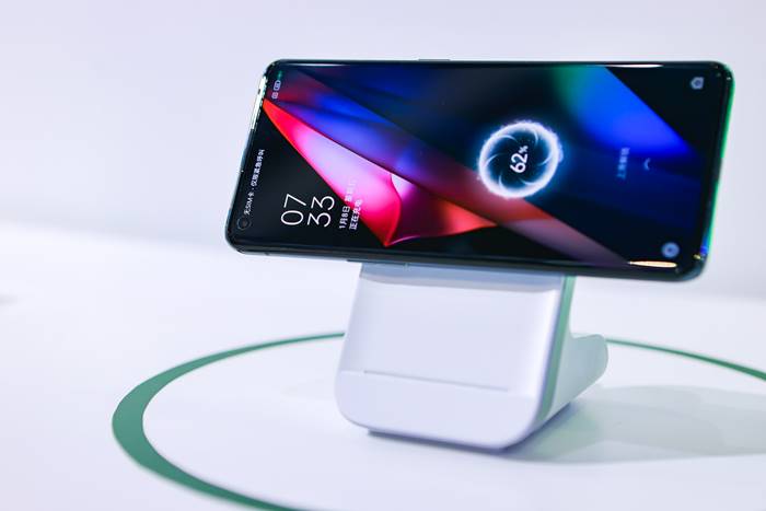 Oppo MagVOOC Magnetik