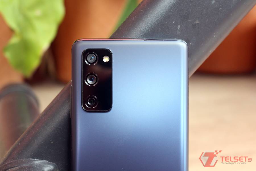 Review Samsung Galaxy S20 FE Snapdragon 865