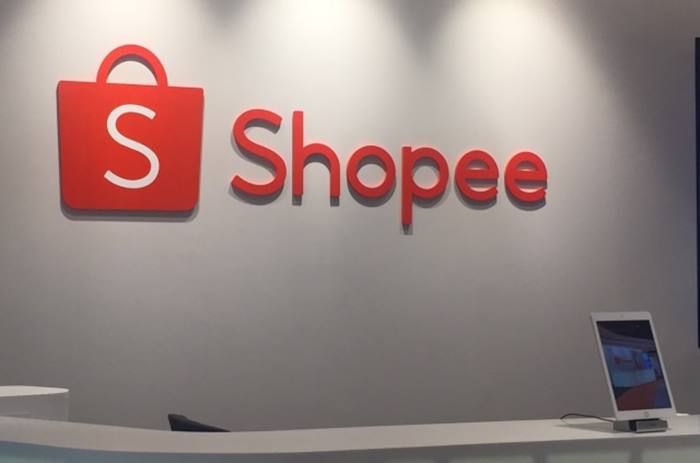 Gudang Shopee kebakaran