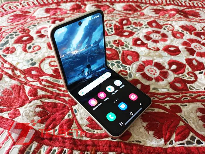 Fitur Samsung Galaxy Z Flip3