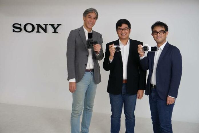 Sony Mirrorless