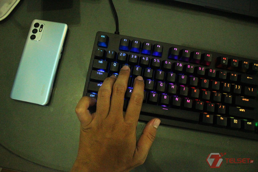 Review Razer Huntsman V2