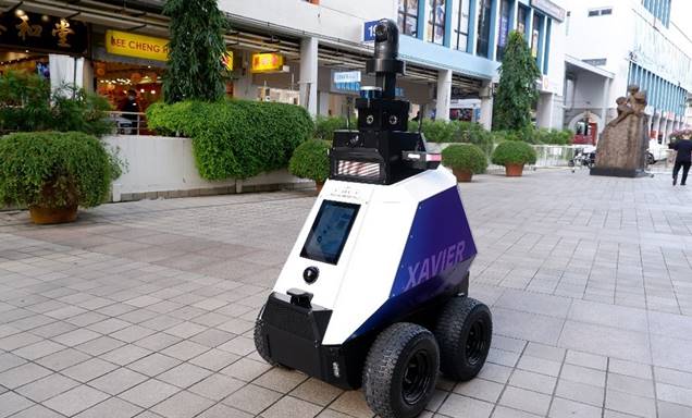 Robot Xavier Singapura Pelanggar Prokes Covid-19