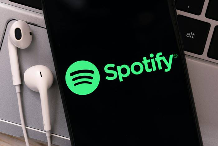 Cara share lirik lagu Spotify ke IG Story Instagram Twitter