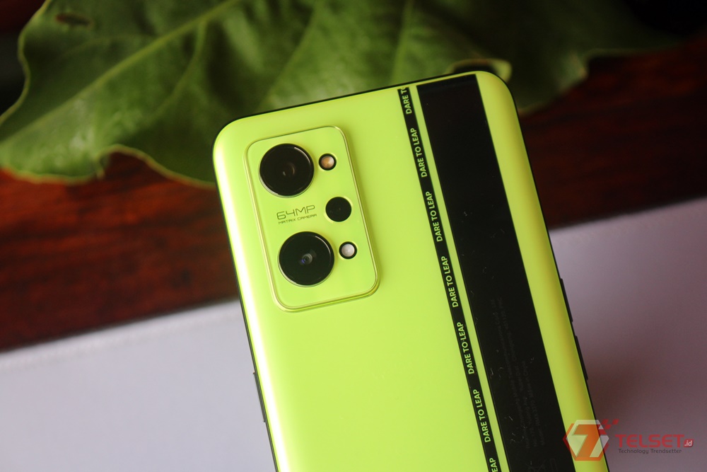 Kamera Realme GT Neo2