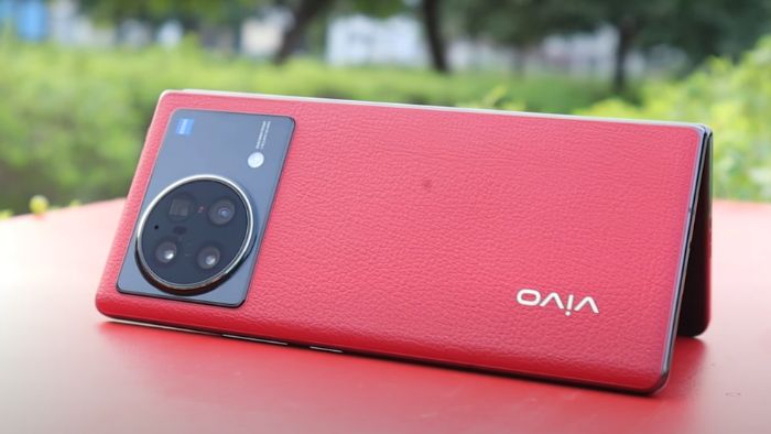 HP Lipat Terbaru Vivo X Fold+