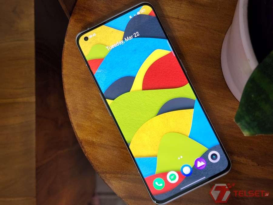 Xiaomi 12 Pro vs Realme GT 2 Pro, Mana yang Lebih Bagus?