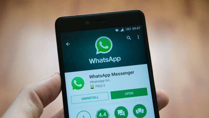 fitur reaksi emoji whatsapp