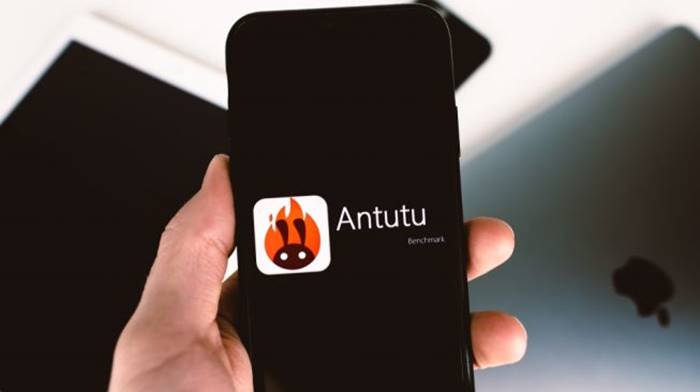 HP terbaik terkencang di dunia AnTuTu Benchmark