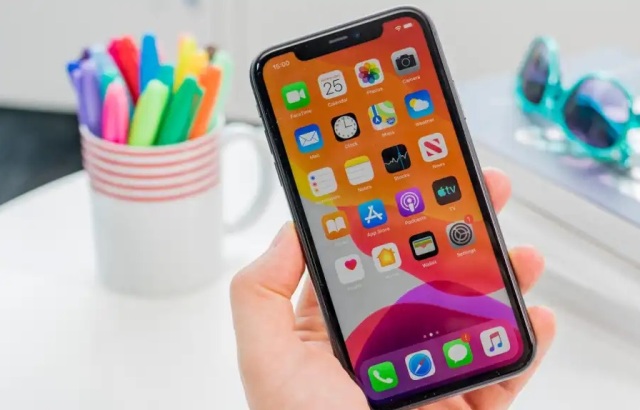 Cara Buka Layar iPhone