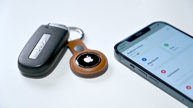 pelacak airtag