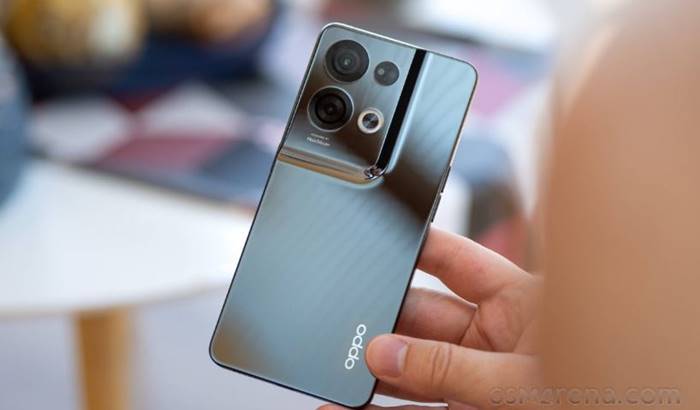 Baterai Oppo Reno8