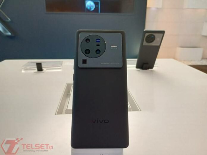 Vivo X80 Pro Vivo X80 Pro