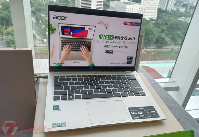 Harga Acer Swift Go
