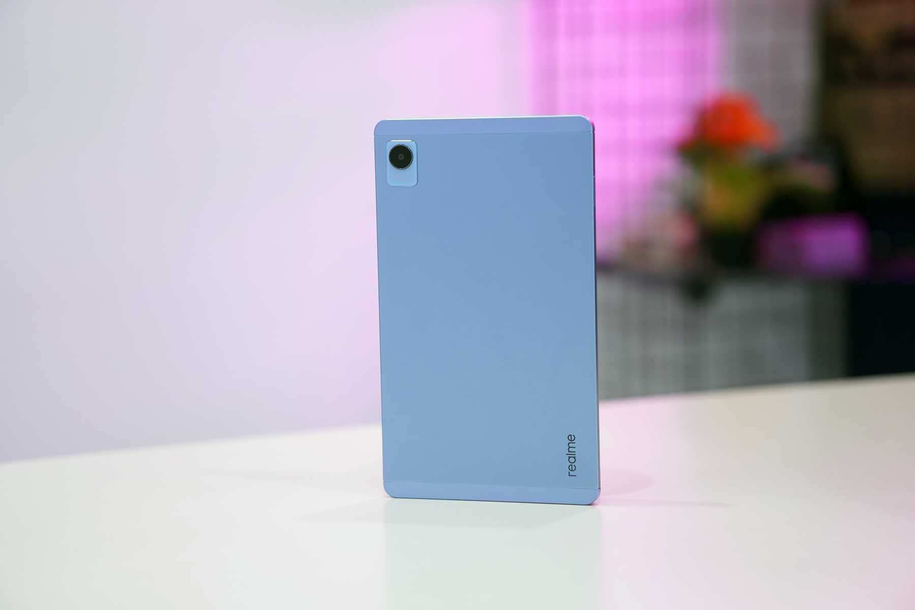 Bagian Belakang Realme Pad Mini Review Indonesia