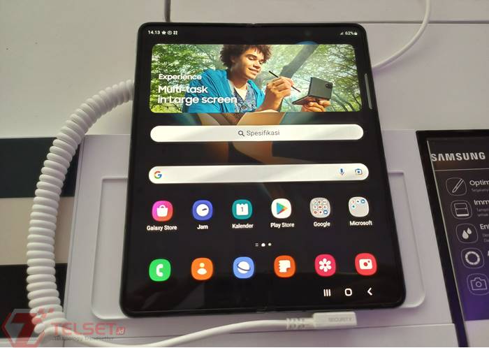Harga Samsung Galaxy Z Fold4 Galaxy Z Flip4