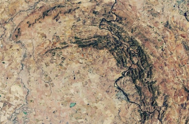 Asteroid terbesar