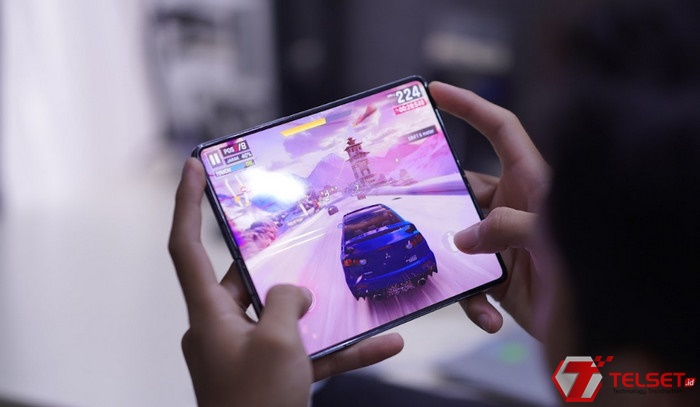 Review Galaxy Z Fold4 5G
